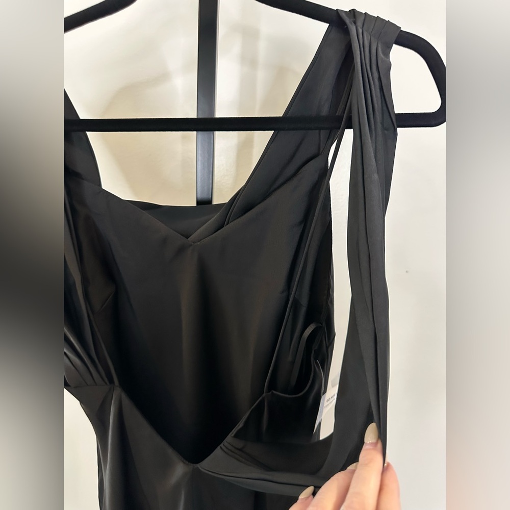 FAME and PARTNERS Francois Drape Gown - Picture 8 of 9